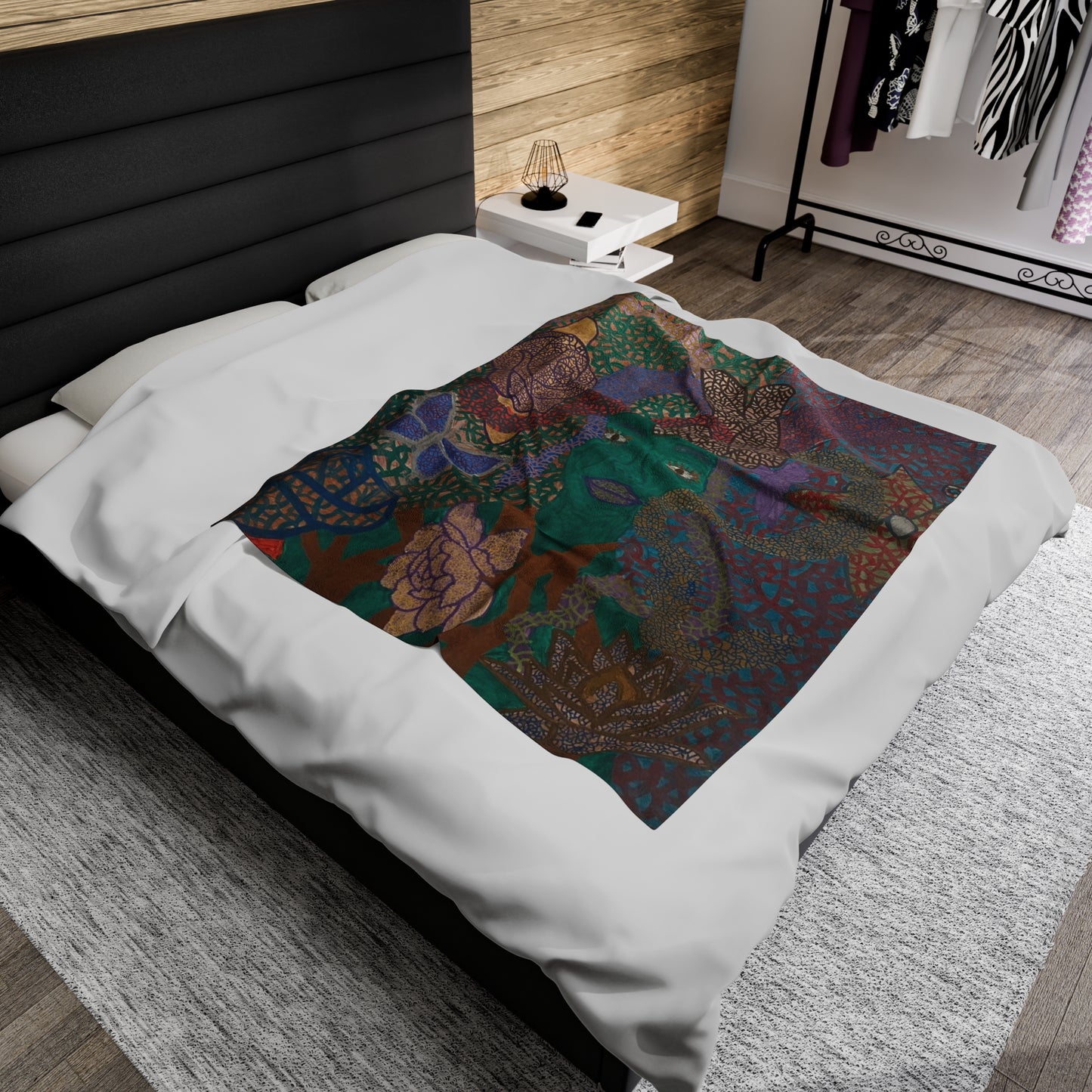 Medusa Velveteen Plush Blanket