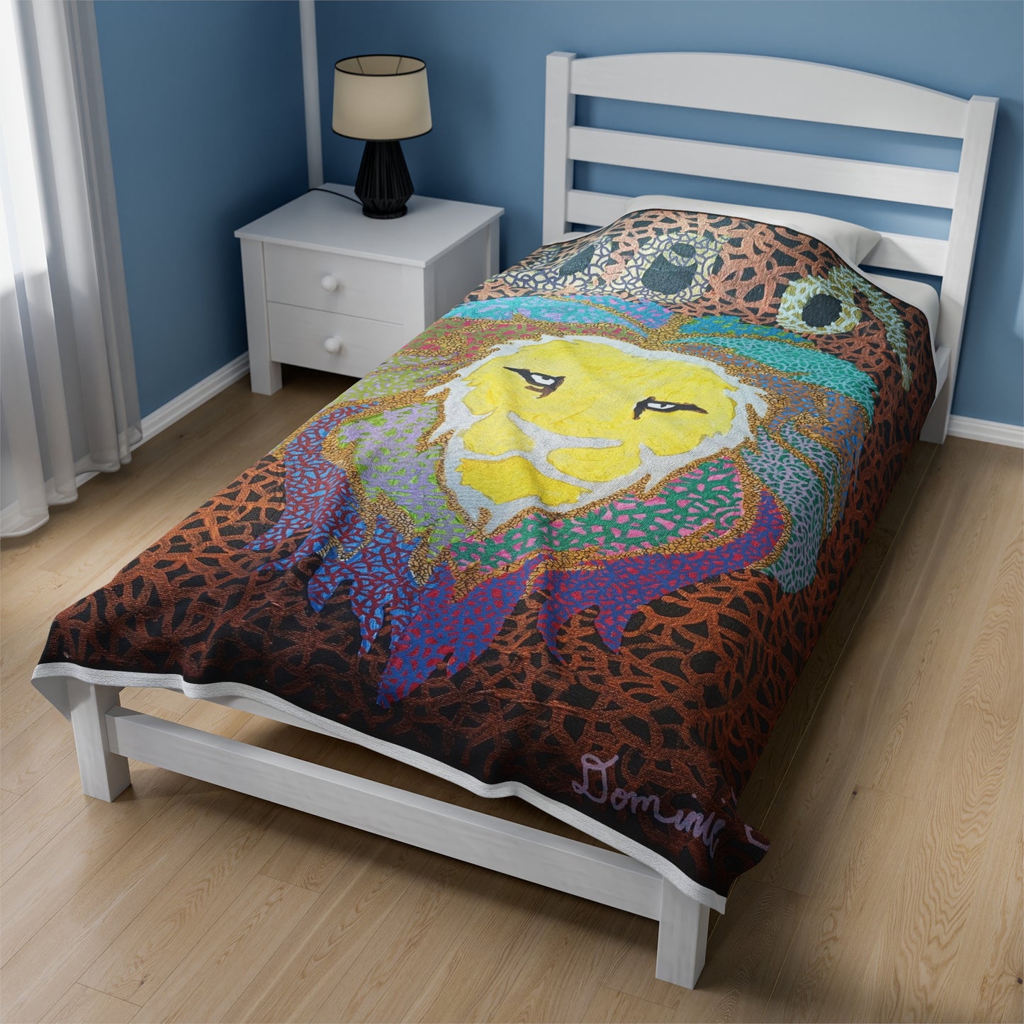 Leo Velveteen Plush Blanket